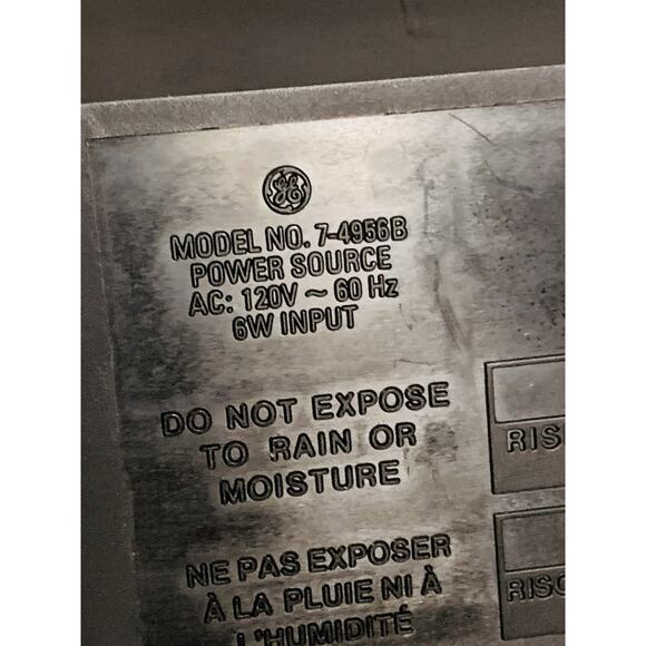 General Electric GE 7-4956B AM/FM Alarm Clock Radio Cassette Plays, No RW or FWD - Picture 10 of 10